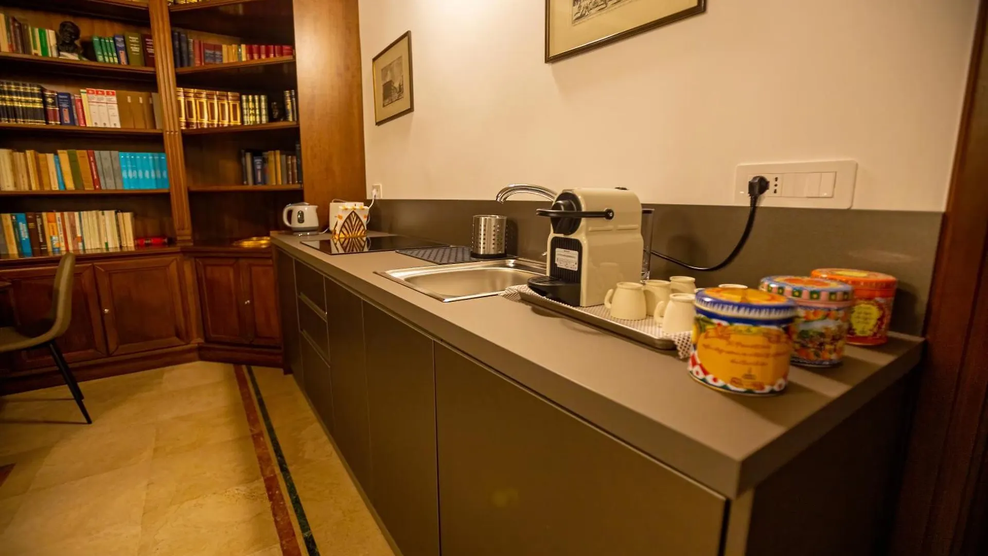 Suite 175 Bari Lägenhetshotell